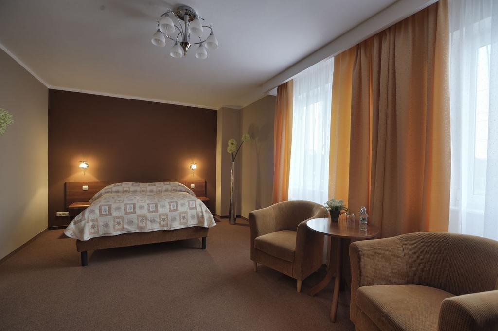 Hotel Baranowski Słubice Pokoj fotografie